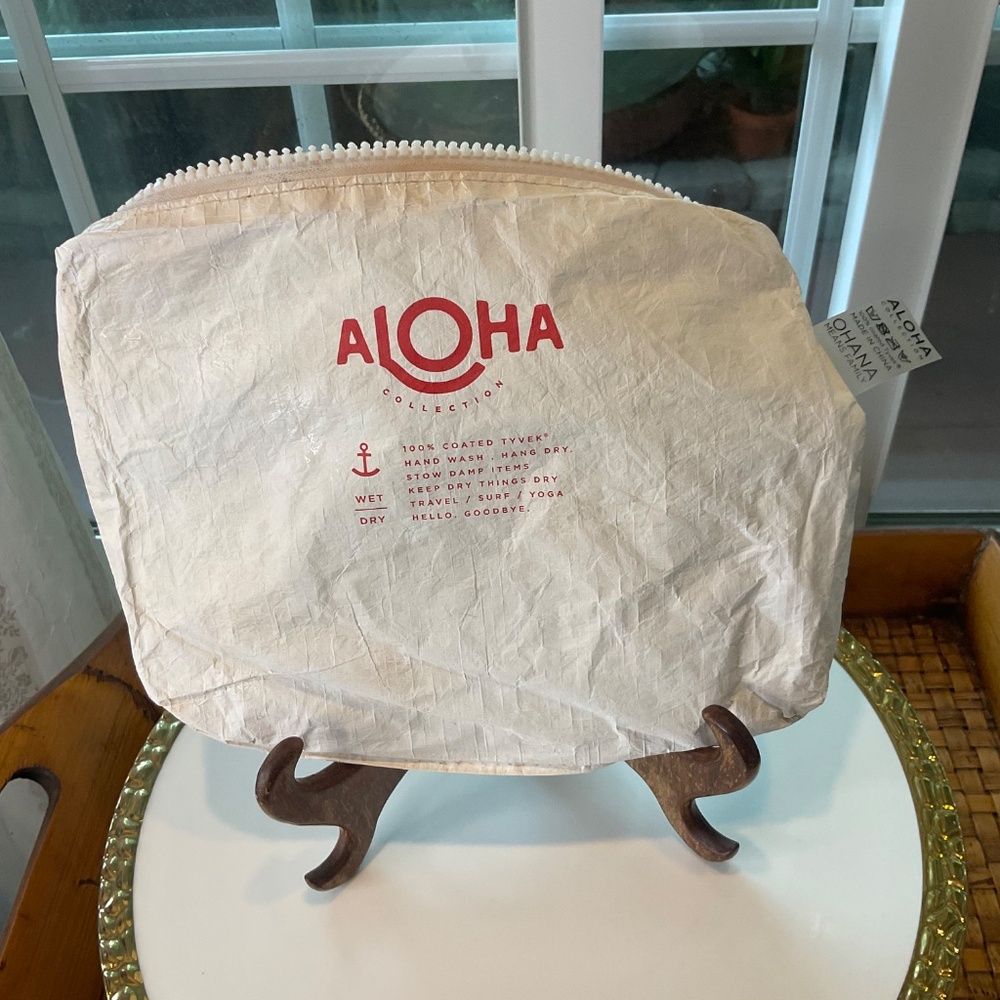 Aloha Collection Orange Pouch - Picture 4 of 5
